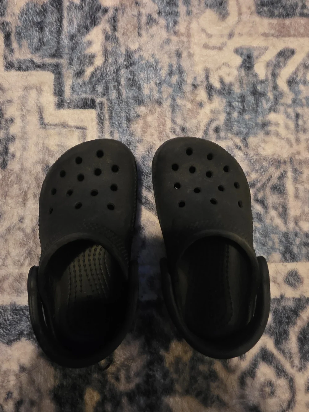 Crocs Classic Clogs Black Toddler Size C7 Unisex Lightweight Slip-On Shoes
